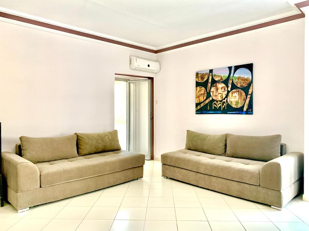 Anfa 28 - 2 Bedrooms - Well Located - Large And Pleasant Apartamento